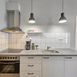 Apartment Bright Bright A With Balcony, Thessaloniki