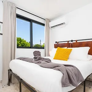 Garden Of Eden Apartment Brenas