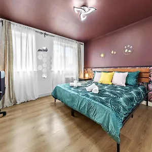 Centre Fbs Spacious Flat Apartment London
